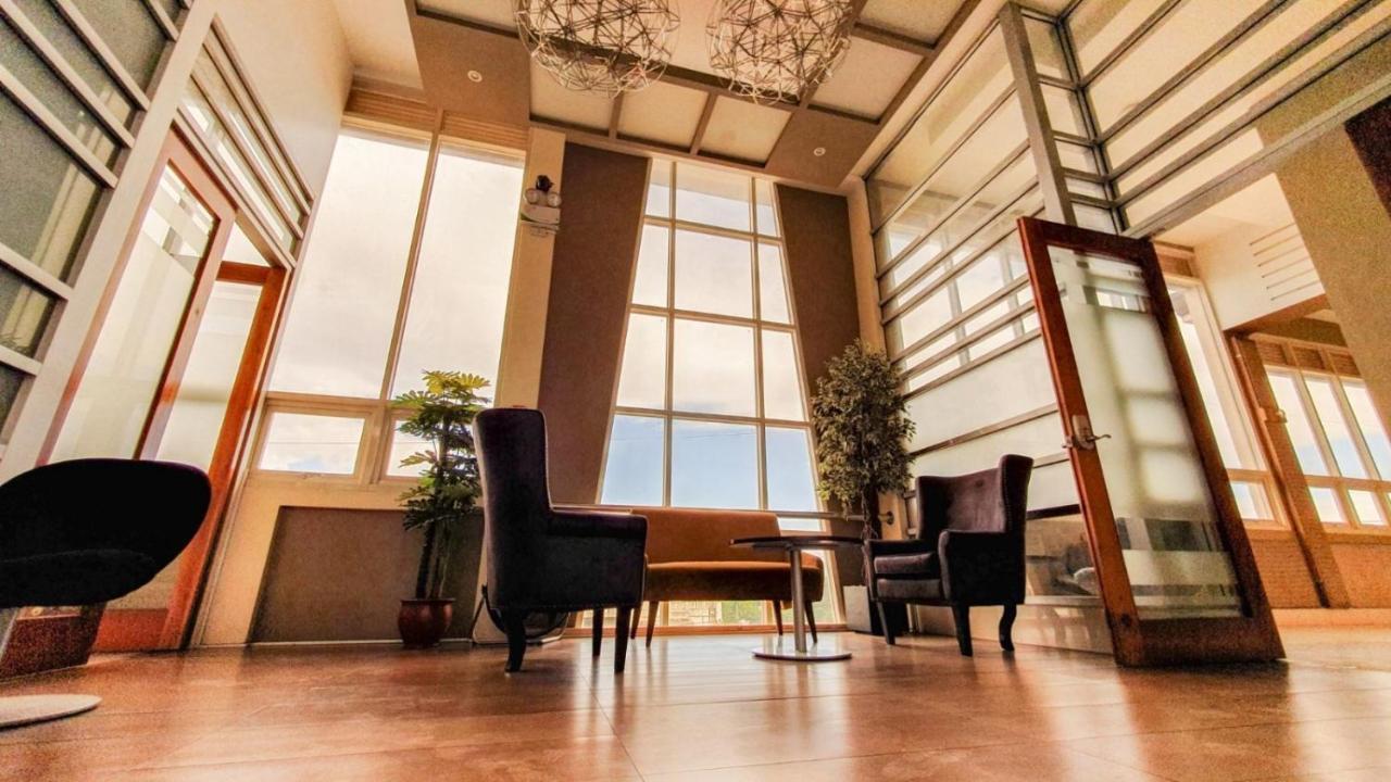 The Citywalk Suites Apartment Antipolo Buitenkant foto